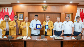 Foto Berita
